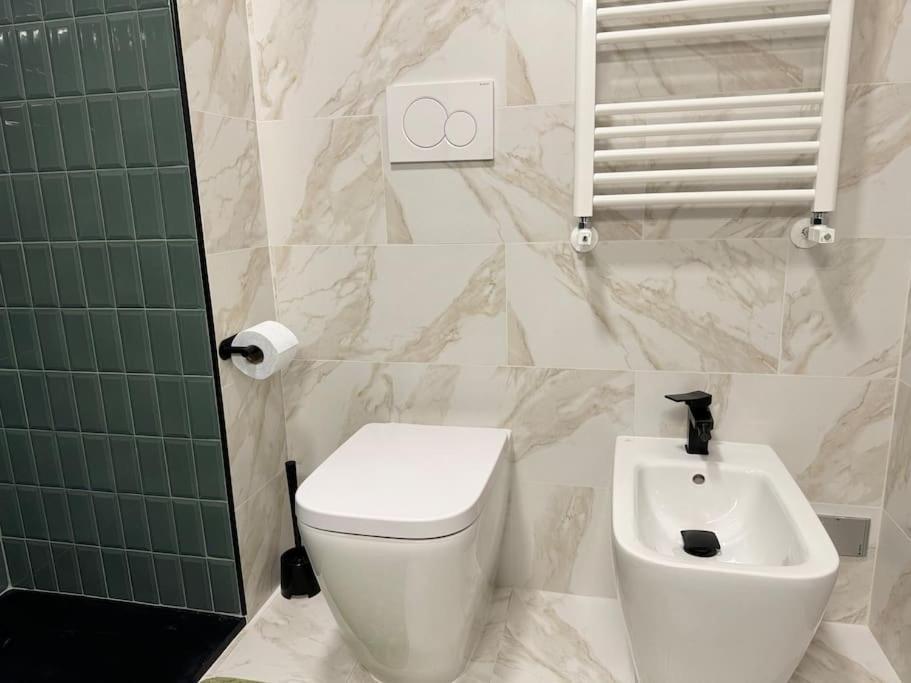 Moderno E Confortevole Con Posto Auto- Wifi Veloce Roma